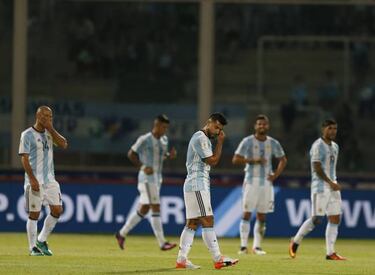 Argentina fall to shock home defeat as Brazil move top