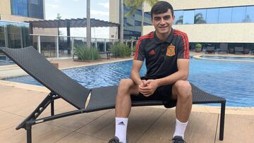 Pedri, de la Selecci&oacute;n Espa&ntilde;ola Sub-17, posa para AS.