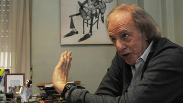 Menotti: "Mejor Maradona en la FIFA que cualquier tonto"