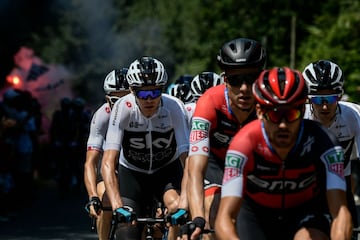 El británico Christopher Froome participa en la sexta etapa.