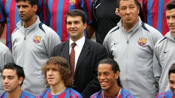 Surinam apuesta por el mejor DT local para pelar por el repechaje mundialista: Henk Ten Cate.