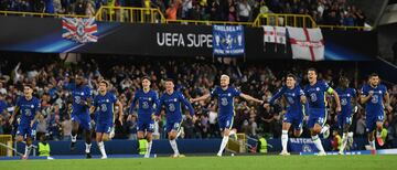 Los jugadores del Chelsea celebran el título.