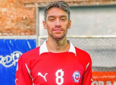 El youtuber argentino que vibra con Colo Colo: "Tiene hinchas pasionales y nunca descendió"