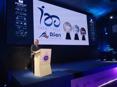 Premios para Ona y Erika en una Gala que abre el centenario