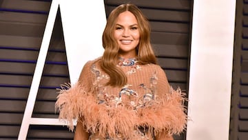 Después de verse envuelta en un escándalo sobre bullying el mes pasado, Chrissy Teigen compartió un largo texto en el que se disculpa por sus acciones.