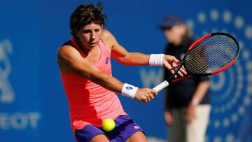 Carla Suárez cae ante Ostapenko; Arruabarrena avanza