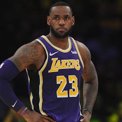 S.A. Smith: piden a la dueña de los Lakers que traspase a LeBron