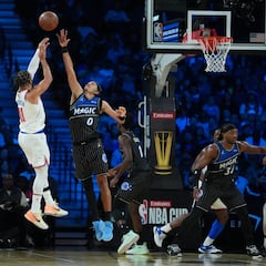 Brunson catapulta a los Knicks a la final