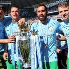 Claudio Bravo tras el título: "Ha sido una temporada increíble"