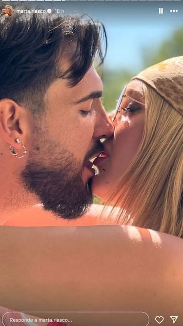 Marta Riesco olvida a Antonio David Flores con un cantante