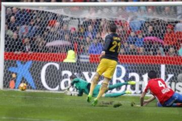 Gameiro marca su primer hat-trick como rojiblanco. 1-4