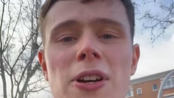 Un escocés viviendo en Madrid descubre lo que hacen los españoles con los pijamas y pide respuestas cuanto antes