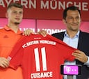 Michaël Cuisance hereda la camiseta '11' de James en Bayern
