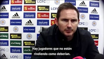 Lampard se siente en un hilo y salta estilo Mourinho: 'rajada' sin precedentes contra los suyos