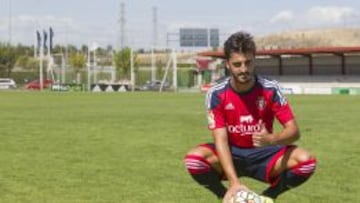 Martins: "Fue importante volver a jugar y debutar con Osasuna"