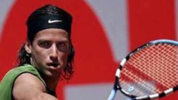 <SIN SUERTE.</B> El tenista toledano ha quedado apeado a las primeras de cambio del Masters de Montreal.