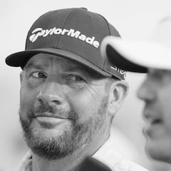 Michael Block’s emotional reaction as he receives Charles Schwab invite