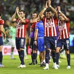 Posible alineación de Chivas para enfrentarse a Cruz Azul hoy en Liga MX