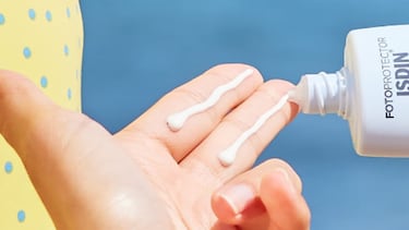 Adelántate al verano y cuida tu piel con esta crema solar Isdin fluida y que no deja brillo