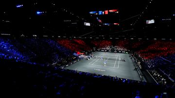 Vista general del partido de dobles entre entre Rafa Nadal y Roger Federer, equipo Europa; y Jack Sock y Frances Tiafoe, equipo Mundial.