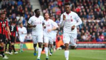 El Liverpool gana con diez cambios y se acerca a Europa