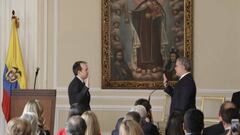 El juramente de Ernesto Lucena al posesionarse como ministro