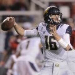 Jared Goff, posible 1 del Draft, tiene una noche horrible
