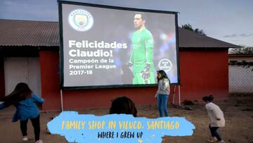 El City homenajeó a Bravo en Viluco tras el título de liga
