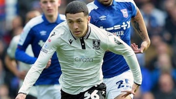 Ian Poveda se habría lesionado en el partido entre Sheffield Wednesday e Ipswich Town.