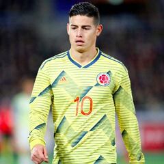 James le regala camiseta de la Selección al 'Papu' Gómez