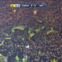 Minuto 9 y el Nantes y el Saint Etienne pararon: el sentido homenaje a Sala