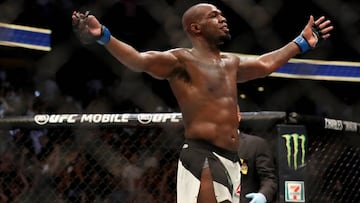 Jon Jones tras su victoria en el UFC 214 ante Daniel Cormier.