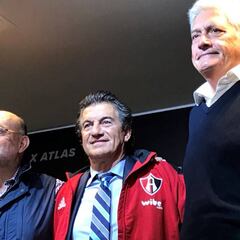 Rubén Omar Romano es presentado como técnico del Atlas