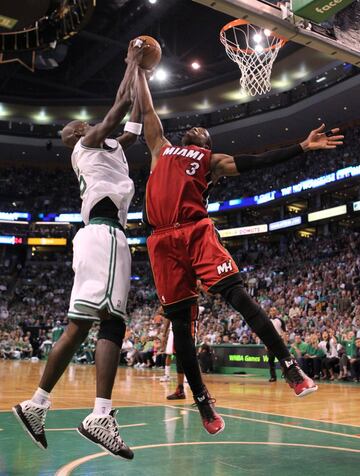 Sexto partido de las finales de la Conferencia Este 2012.
?El primer gran partido de LeBron James? Para muchos lo fue. Y no porque no hubiera hecho grandes partidos antes, sino porque lo hizo cuando m¨¢s se le necesitaba y en un momento...