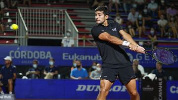 La abultada derrota contra Federico Coria provocará un impacto inmediato en la posición del chileno en el ATP Tour. De momento, saldrá sí o sí del Top 20.