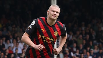 Erling Haaland, jugador del Manchester City, celebra su gol contra el Fulham.