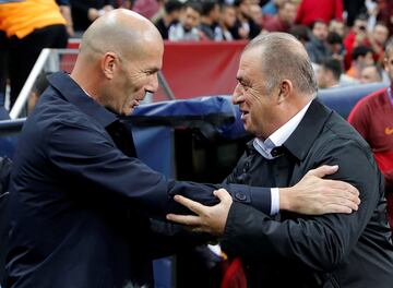 Zinedine Zidane y Fatih Terim.