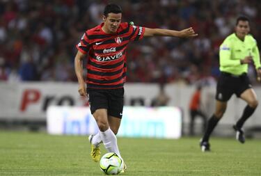 José Luis Chávez Sánchez llegó a la Liga MX para jugar el Clausura 2013 con los Zorros del Atlas. El medio jugó tres torneos en el futbol mexicano, pero nunca pudo estar a la altura de las expectativas. El "Iniesta boliviano" solamente metió un gol.