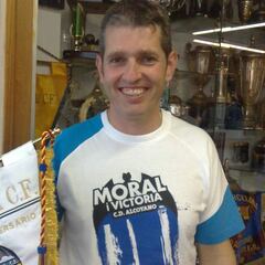 Juan Serrano es valencianista por las pretemporadas ché en Alcoi