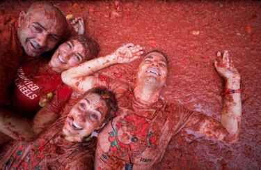 Cientos de personas han disfrutado de la fiesta. 