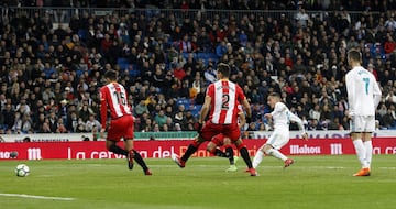 Lucas Vázquez makes it 3-1.