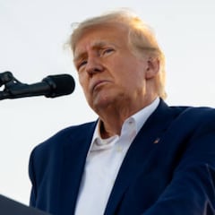 Who is Stormy Daniels and what is her relationship with Donald Trump?