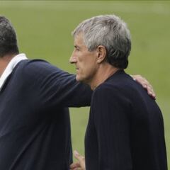 Óscar: "Empatar con el Barça jugando así tiene mucho mérito"