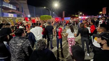Aficionados del Atlas rezan por involucrados en violencia