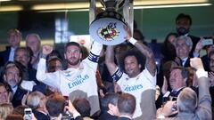Real Madrid lift the 2016/17 LaLiga trophy at last