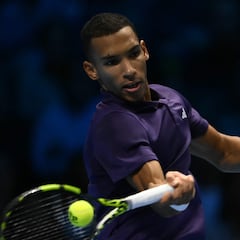 Auger-Aliassime sigue vivo en las Finales ATP