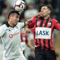 Medel y Roco se acercan a la fase de grupos de Europa League