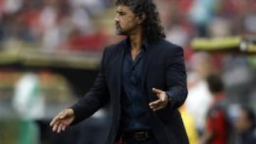 El técnico del DIM critica a Pelusso por sus declaraciones