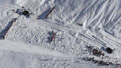 Dos españoles mueren en los Alpes por un bloque de hielo