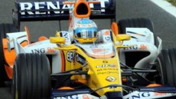 Fernando Alonso, con su Renault, durante la pasada temporada de Fórmula 1